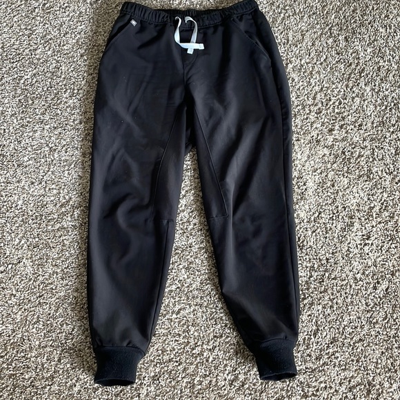 FIGS Tansen Black Technical Collection Jogger Scrub pants mens small - Picture 2 of 5